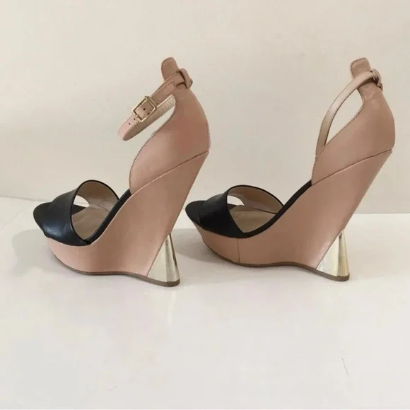 Steve Madden Beige Open-toe Wedges with Gold Heel Detail - Picture 5 of 9